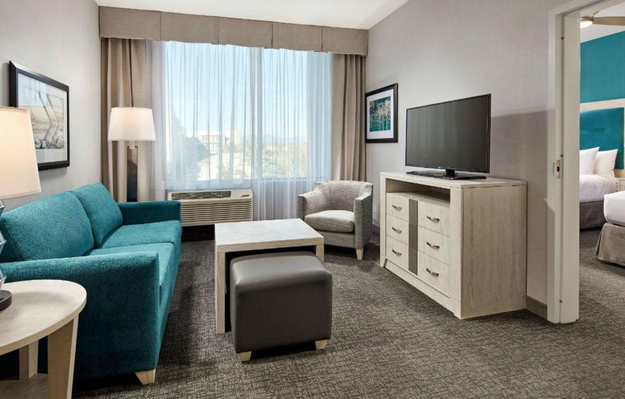 Hotel Homewood By Hilton Airport 3*